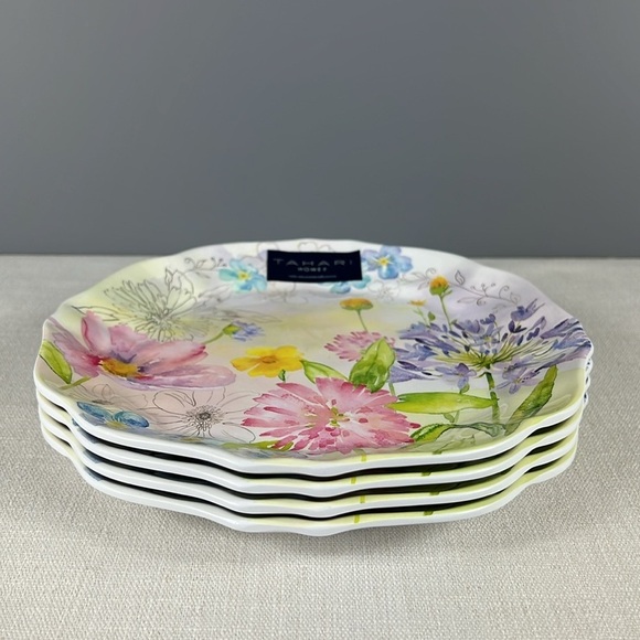 4 Tahari Home Melamine Salad Plates 9" Scalloped Spring Floral Wildflowers NEW - Picture 8 of 9